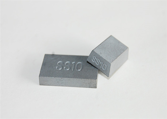 China High Hardness Stone Cutting Tips 100% Virgin Tungsten Carbide Material supplier